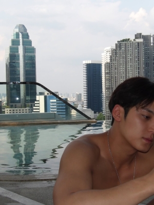 ins_281429.jpg